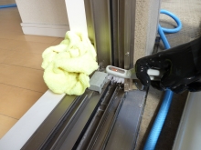 窓ガラス網戸サッシクリーニングの作業手順4