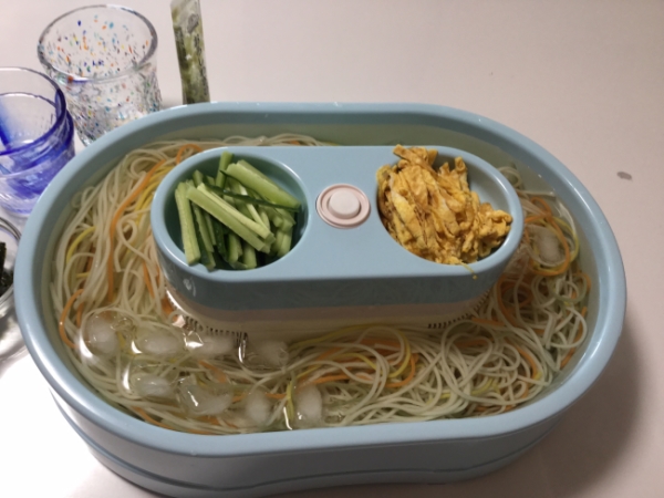 流れるそうめん